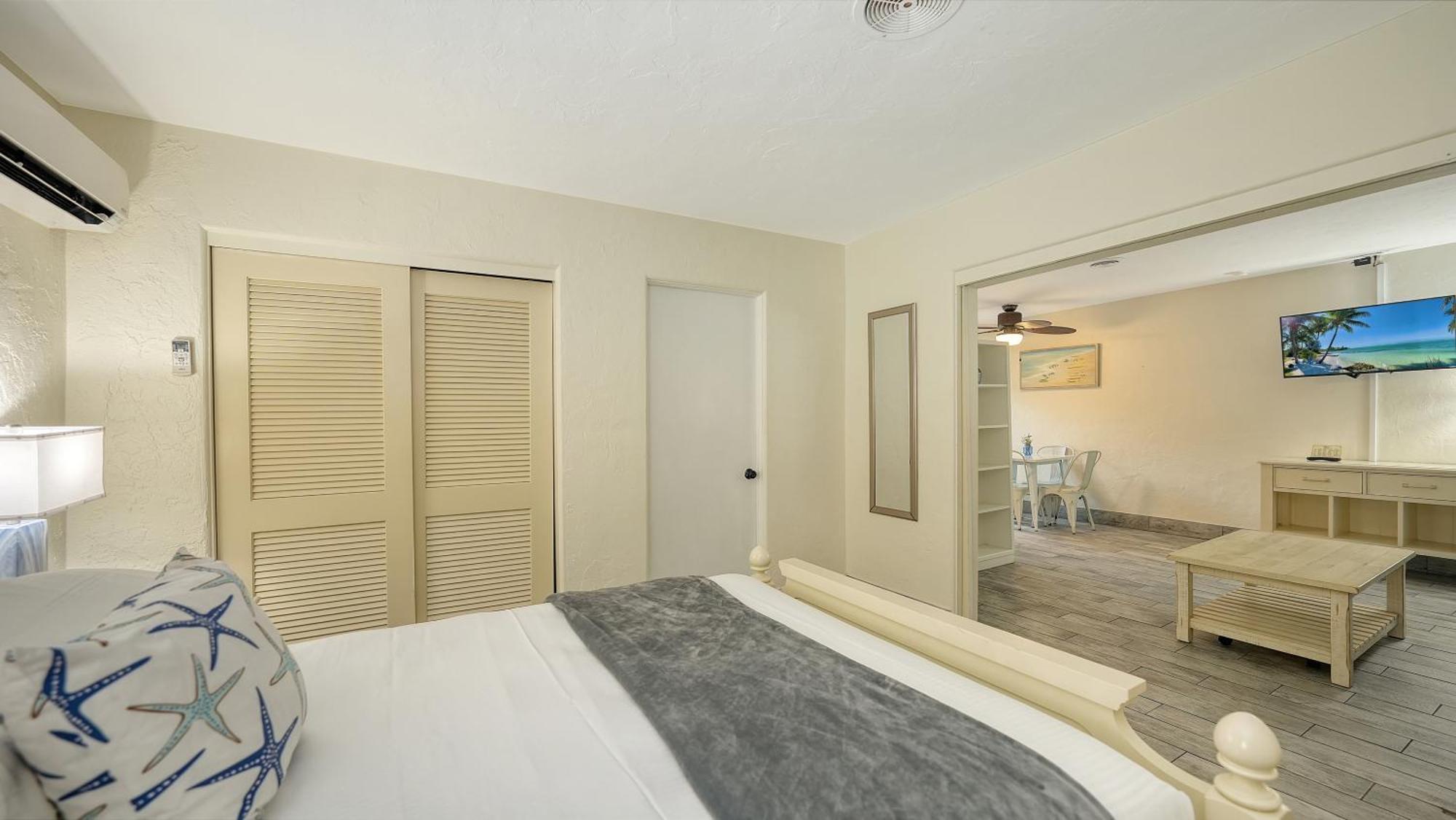 Siesta Key Palms Resort Point O'Rocks Екстериор снимка