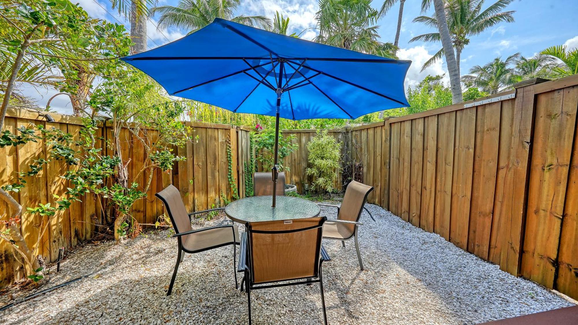 Siesta Key Palms Resort Point O'Rocks Екстериор снимка