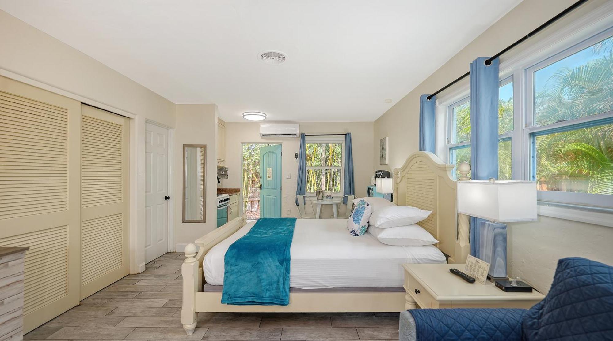 Siesta Key Palms Resort Point O'Rocks Екстериор снимка